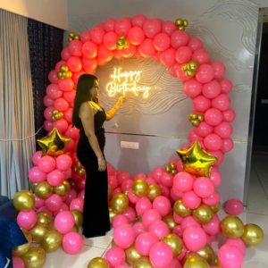 the pink glamour neon ring